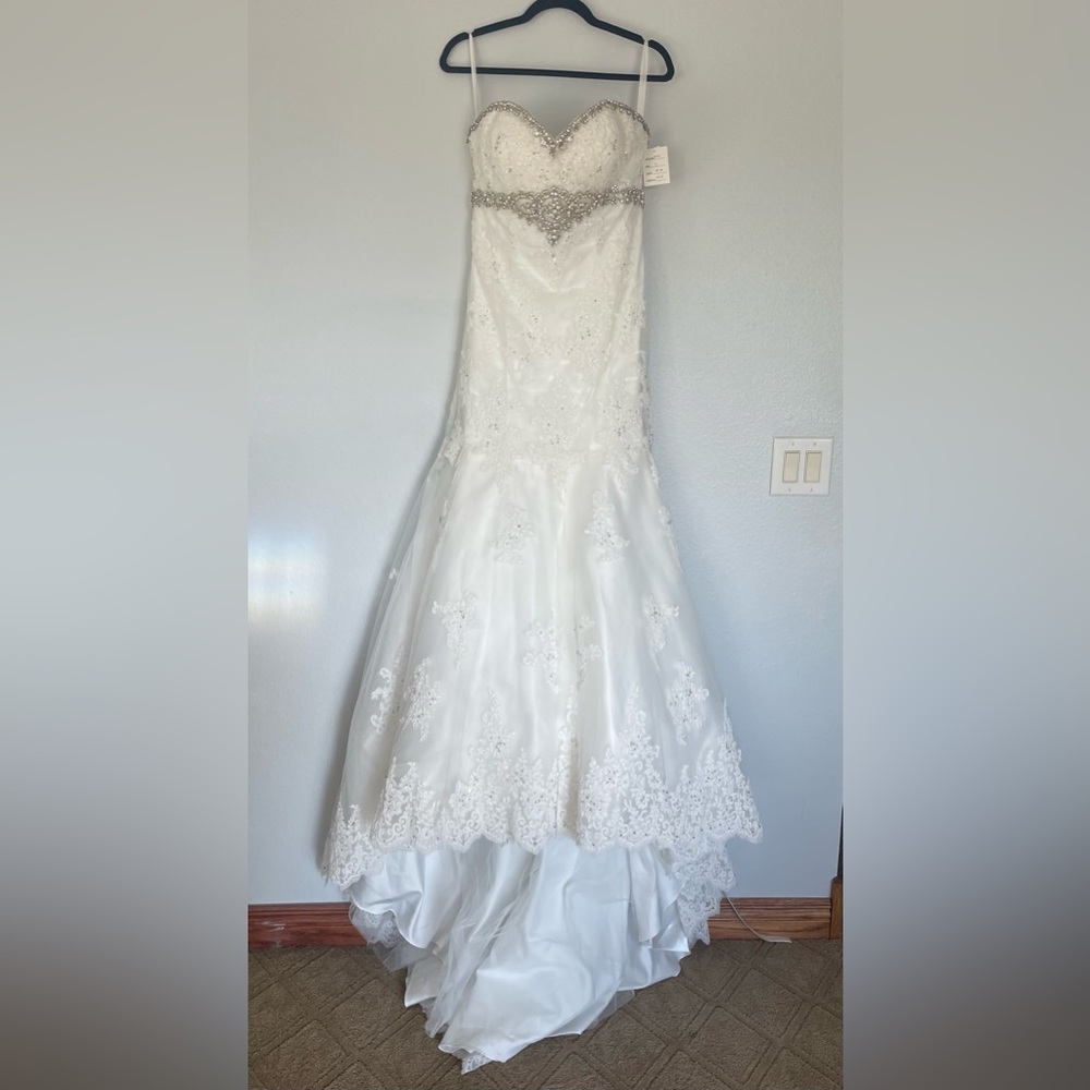 Women’s Wedding Dress Bridal Gown Sz 12 Off White NWT strapless bling sweetheart